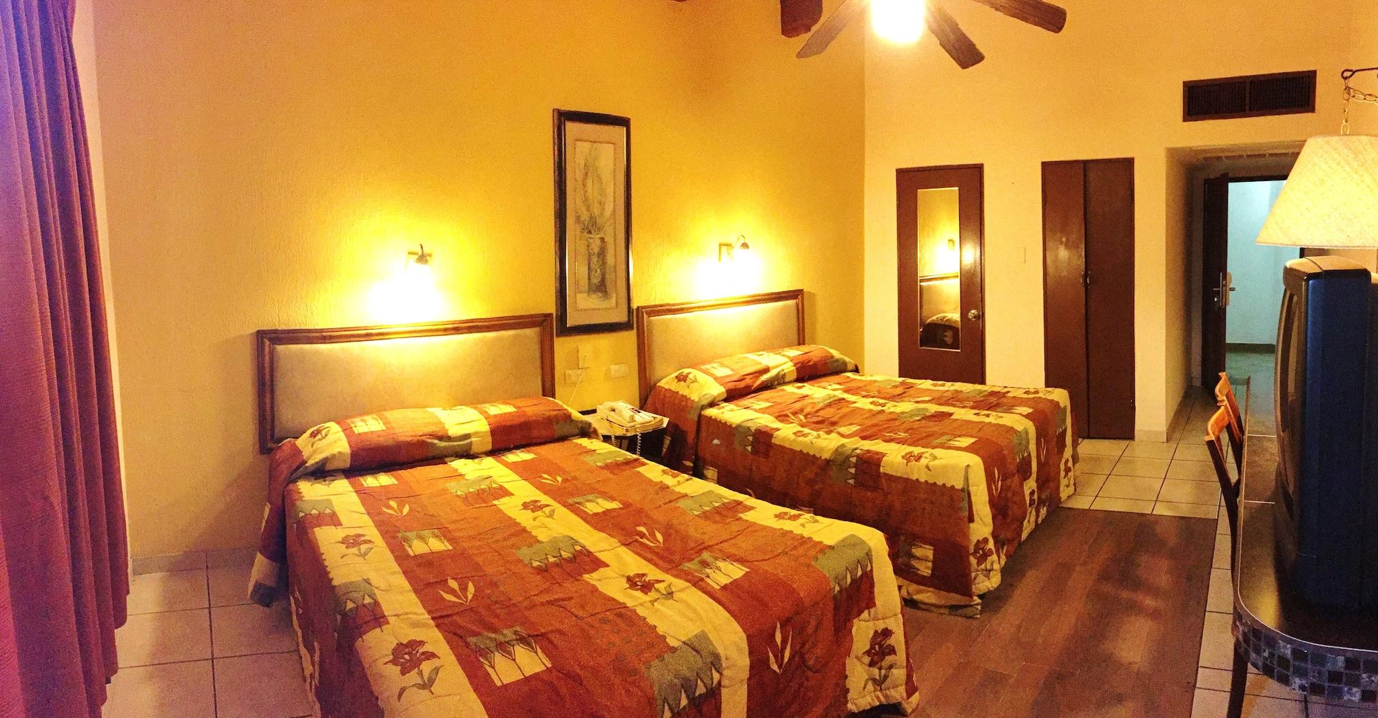 Hotel Suites Kino Hermosillo Kültér fotó