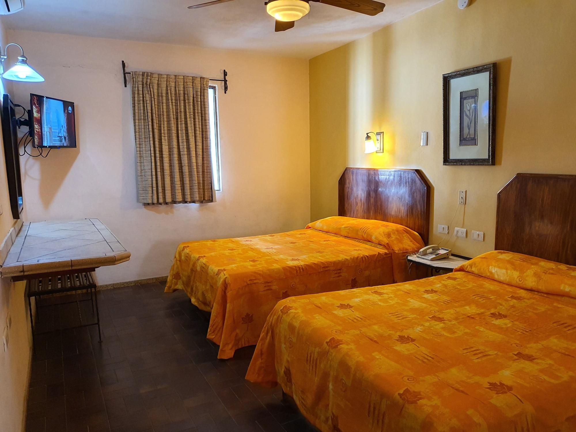 Hotel Suites Kino Hermosillo Kültér fotó