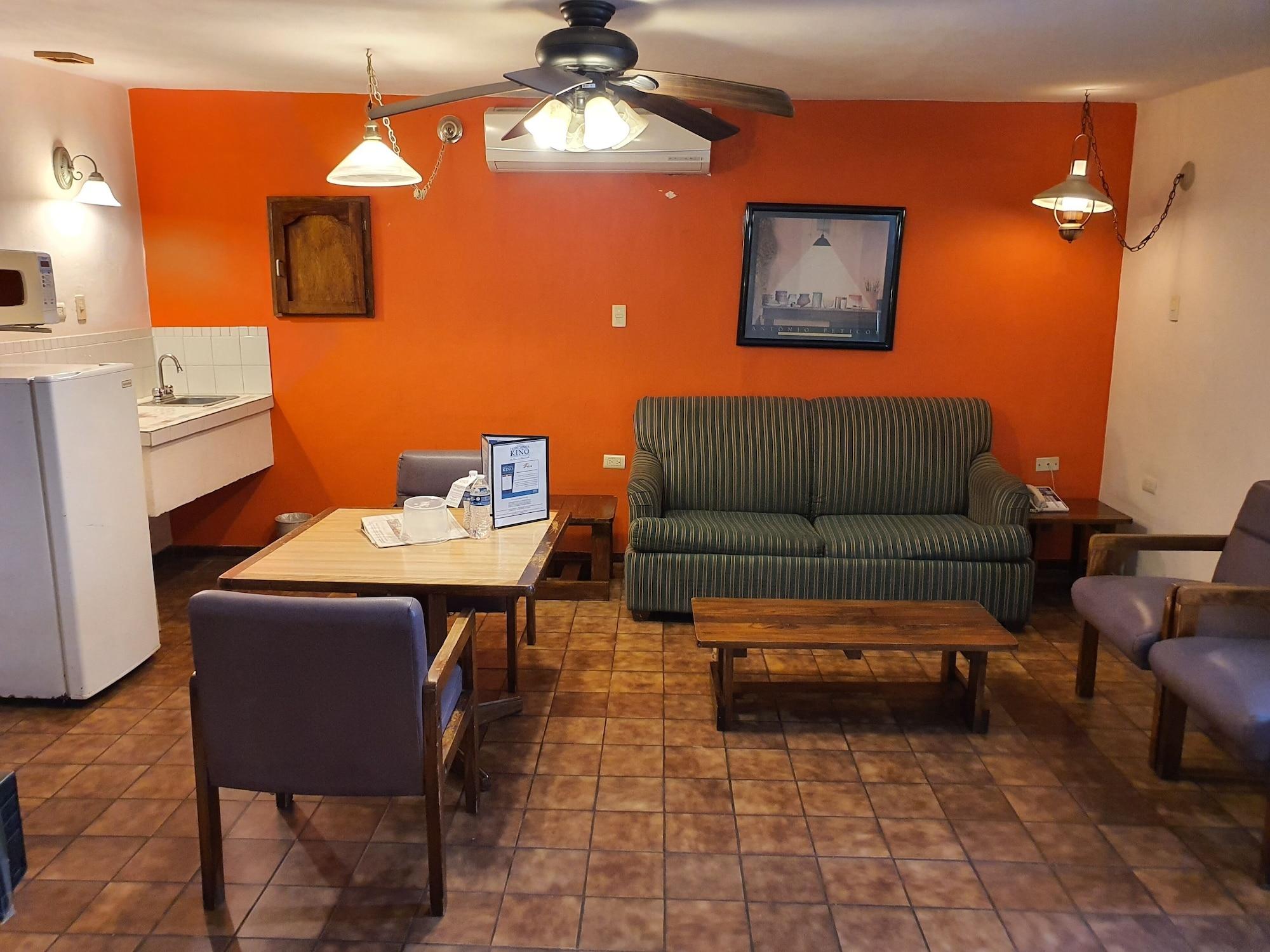 Hotel Suites Kino Hermosillo Kültér fotó
