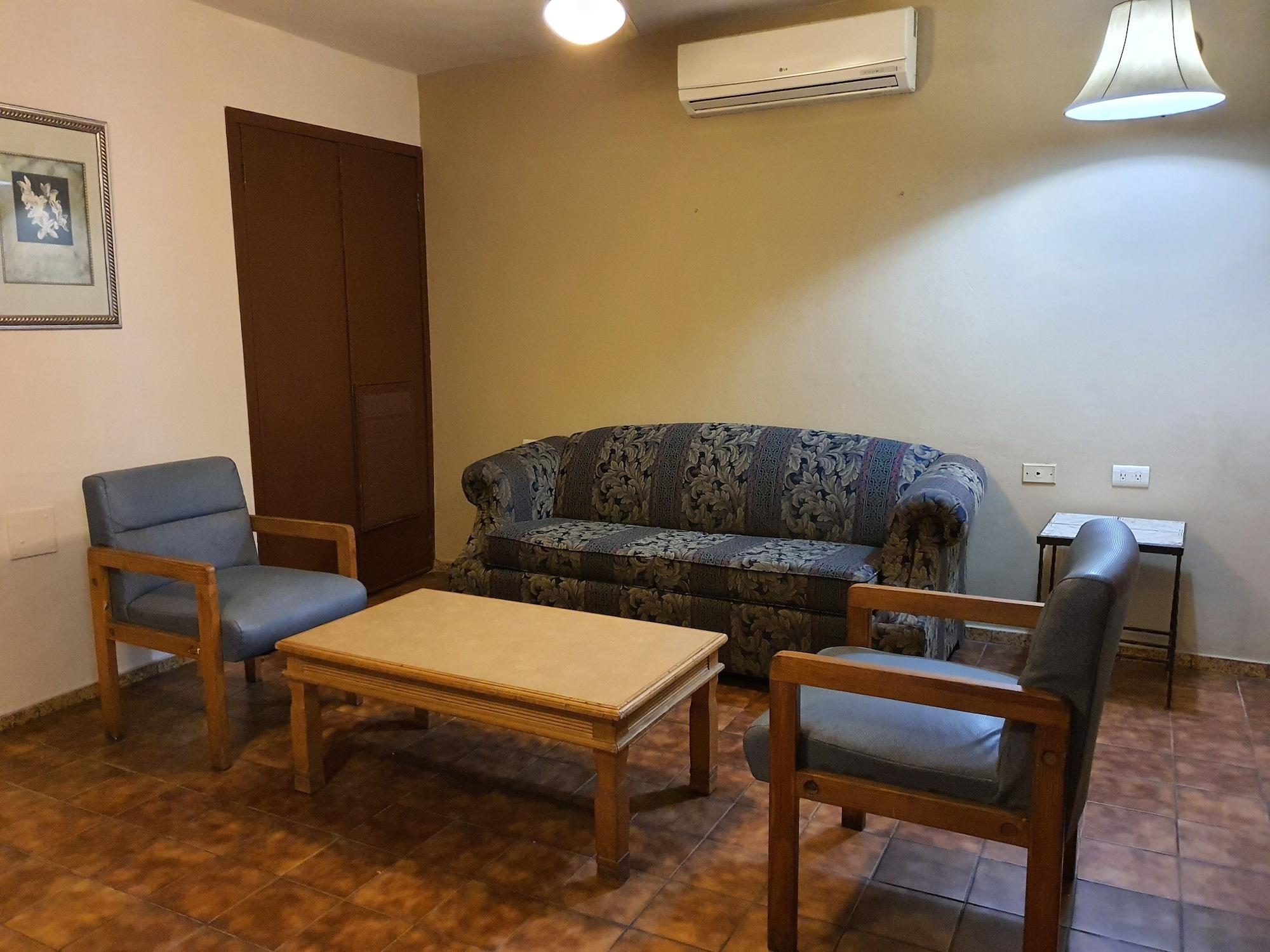 Hotel Suites Kino Hermosillo Kültér fotó