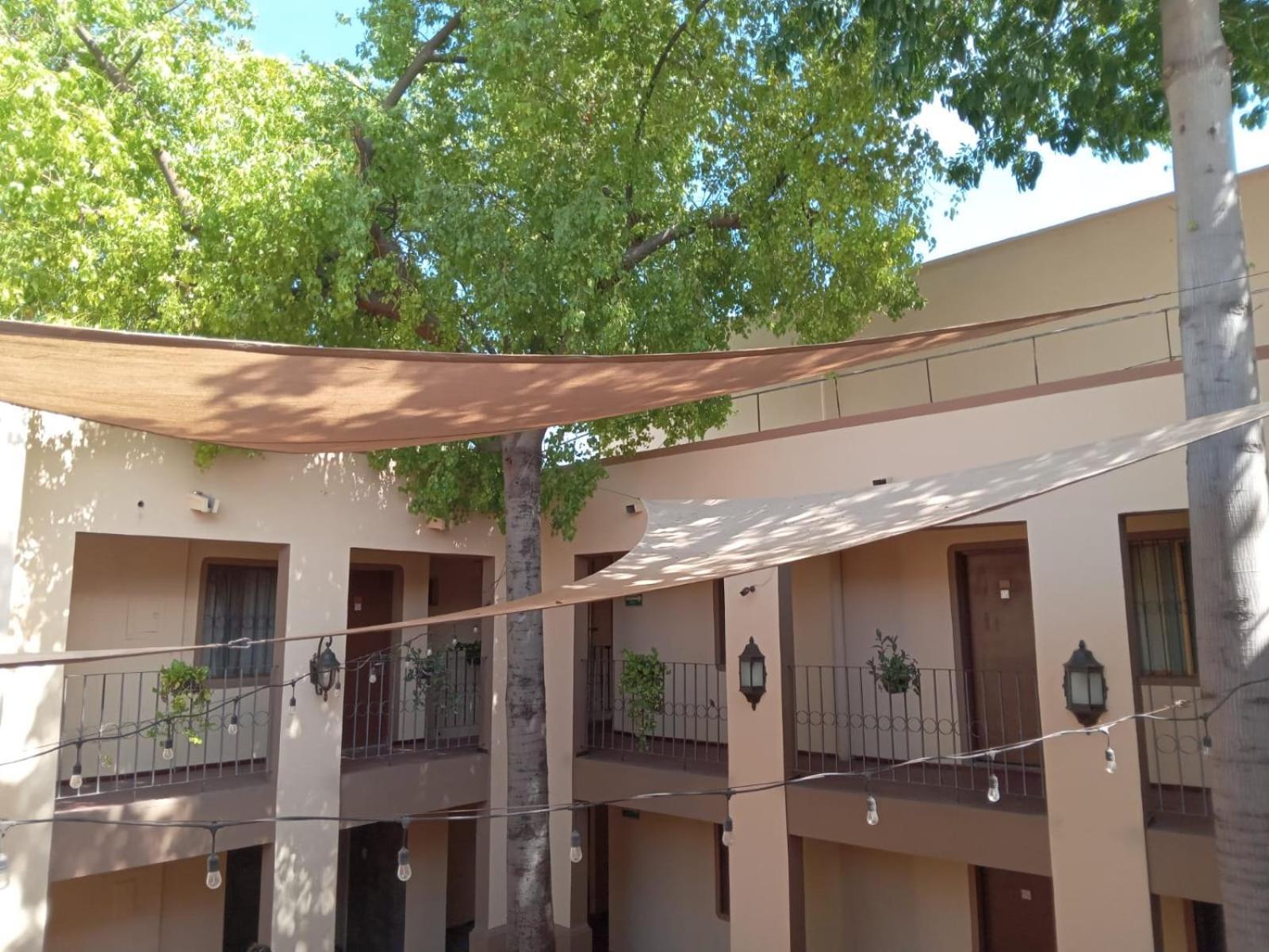 Hotel Suites Kino Hermosillo Kültér fotó