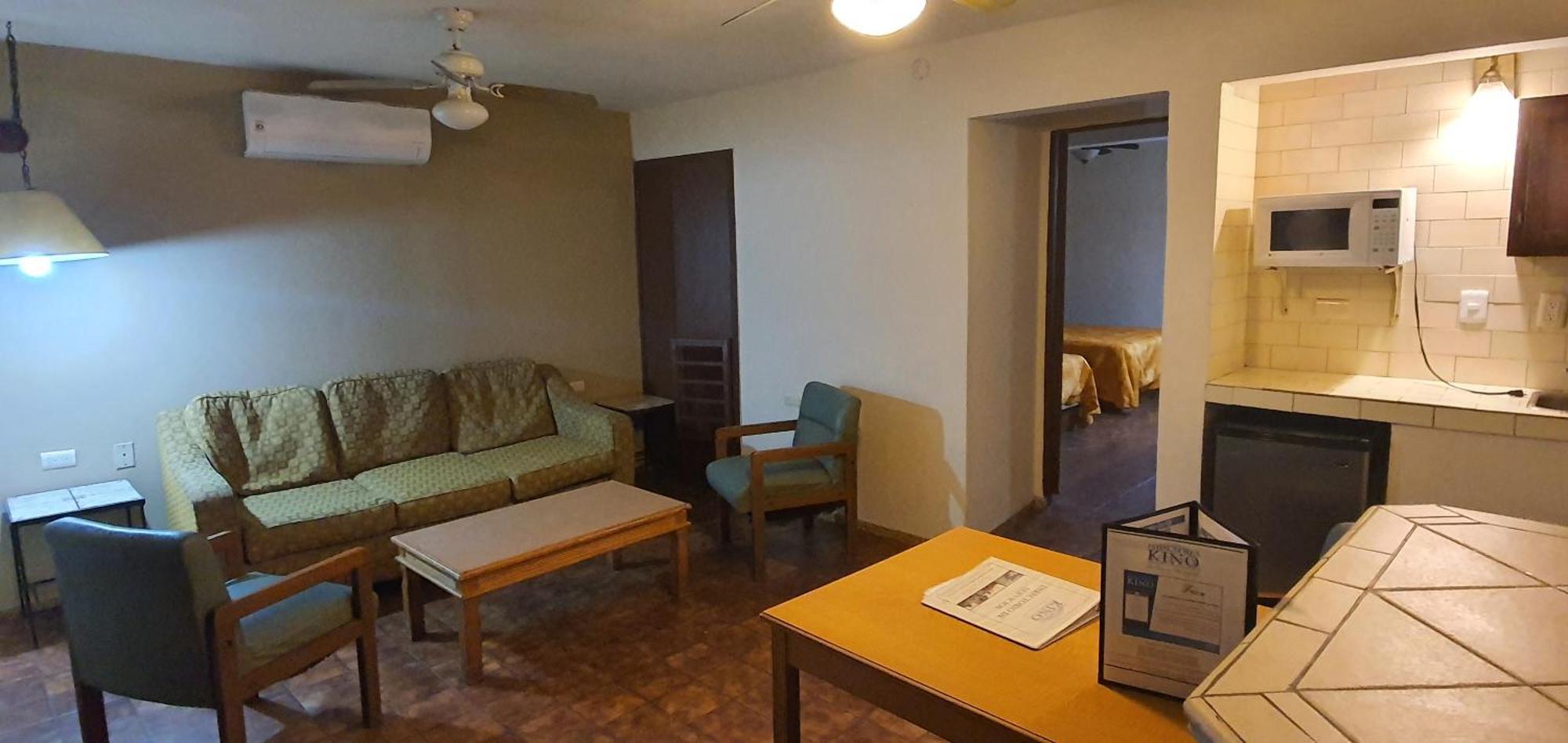 Hotel Suites Kino Hermosillo Kültér fotó
