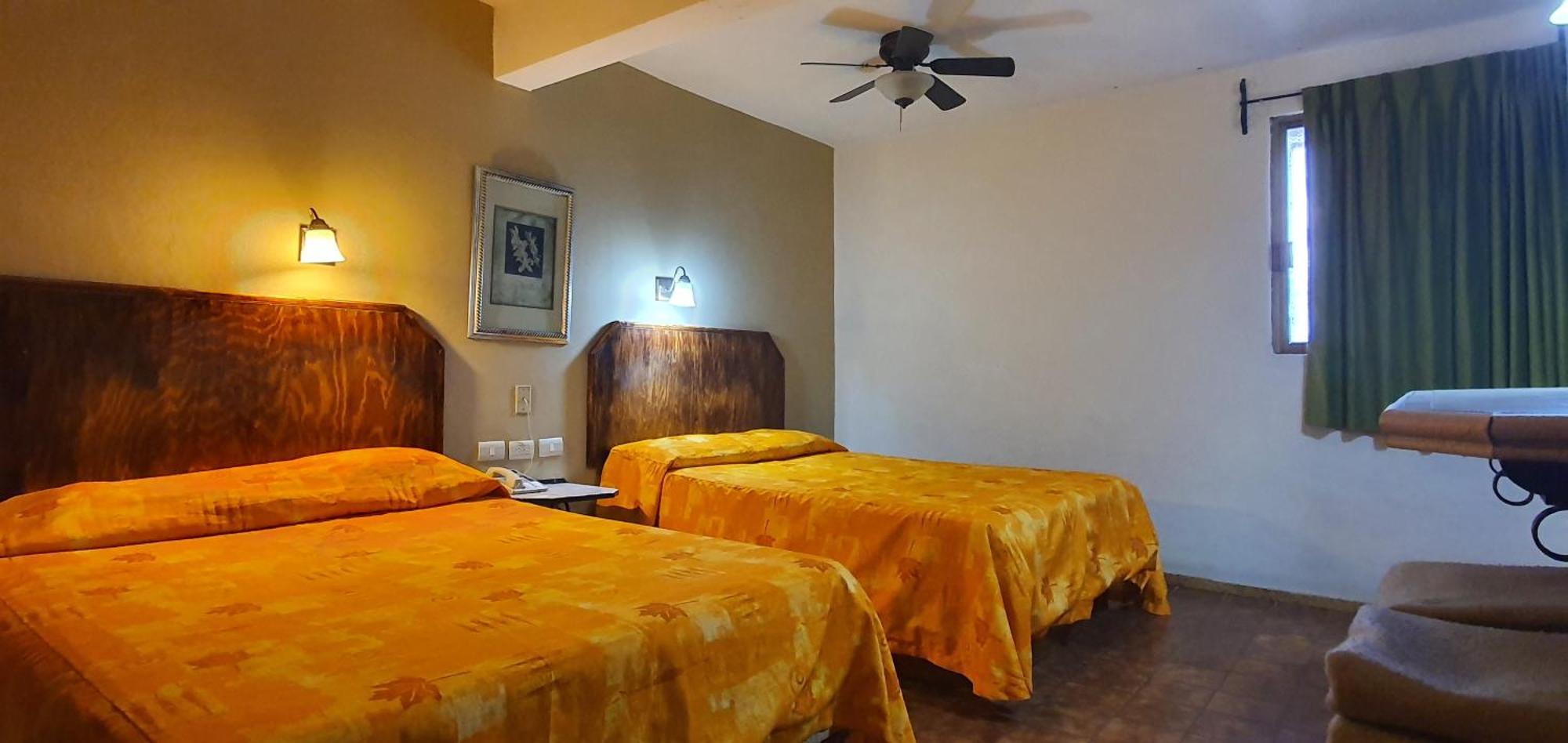Hotel Suites Kino Hermosillo Kültér fotó