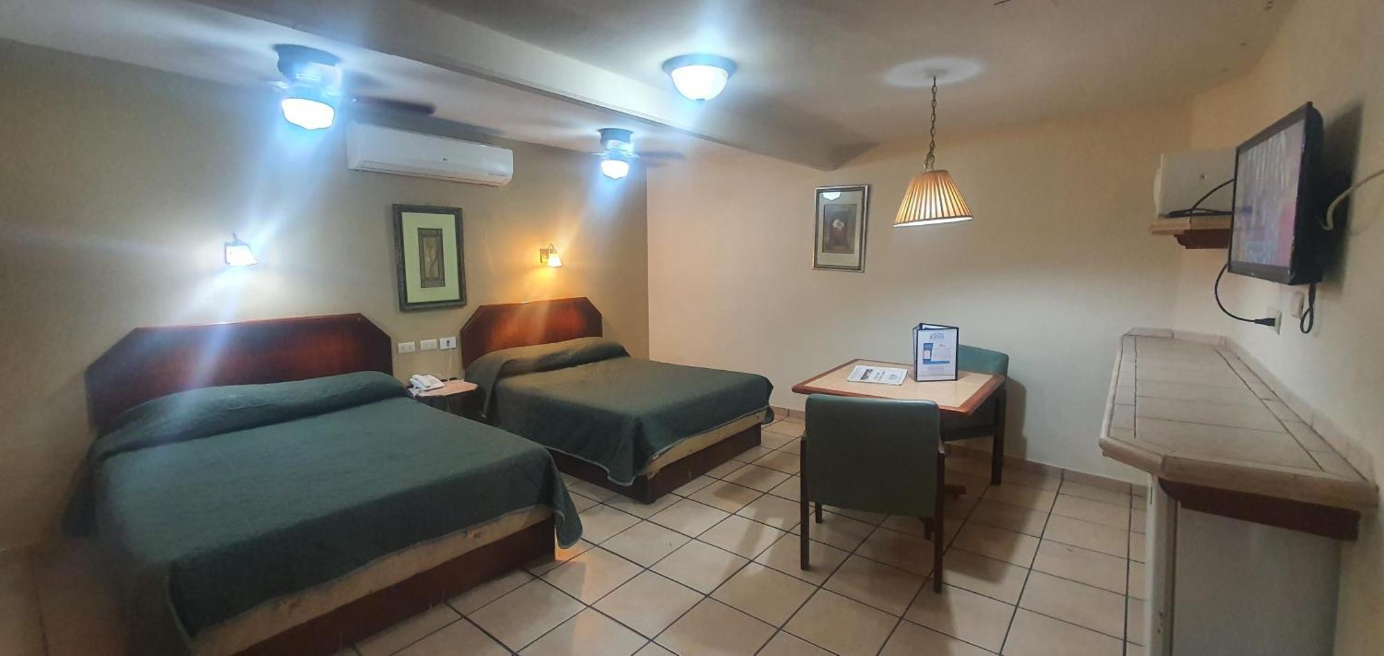 Hotel Suites Kino Hermosillo Kültér fotó