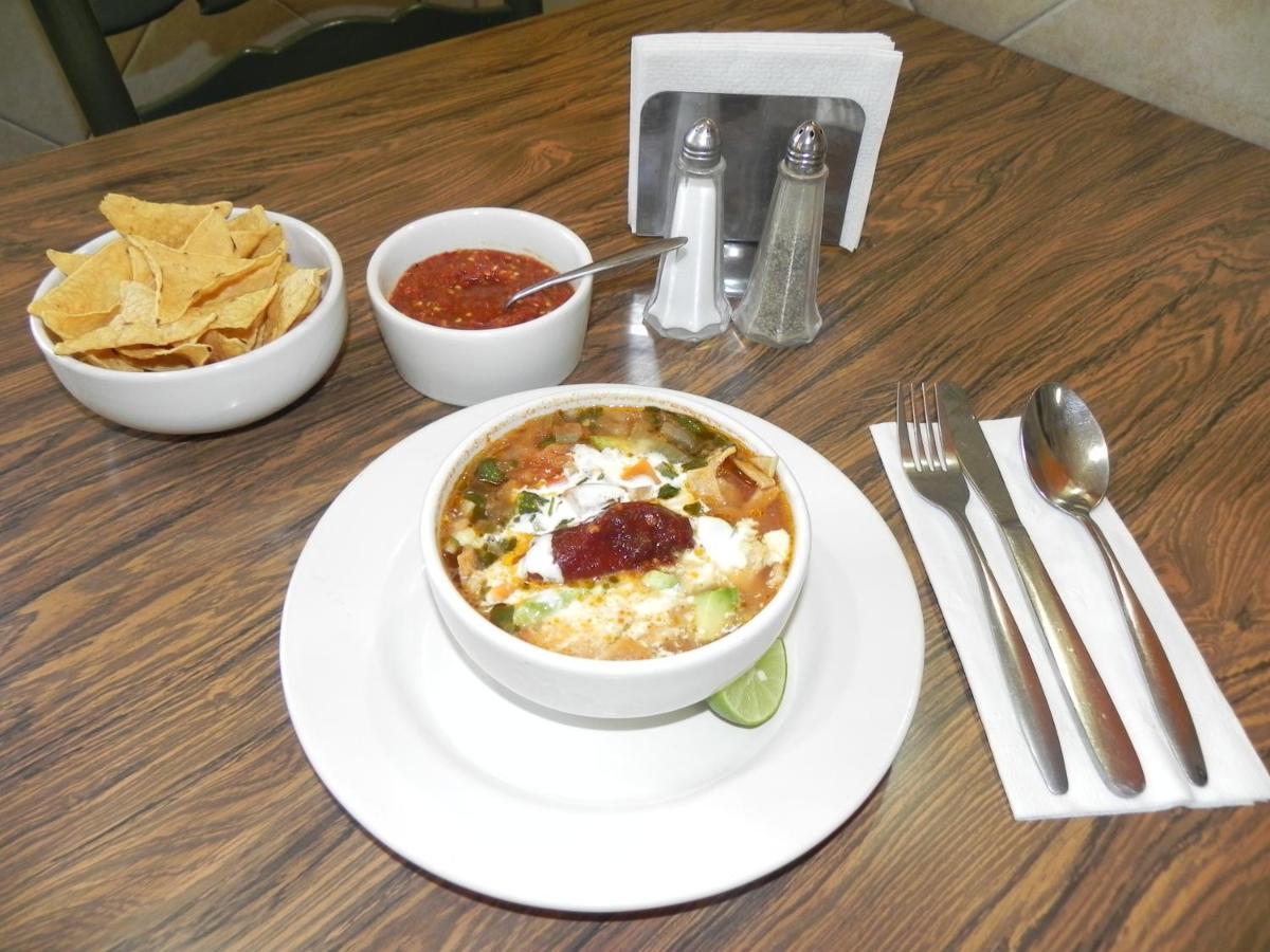 Hotel Suites Kino Hermosillo Kültér fotó
